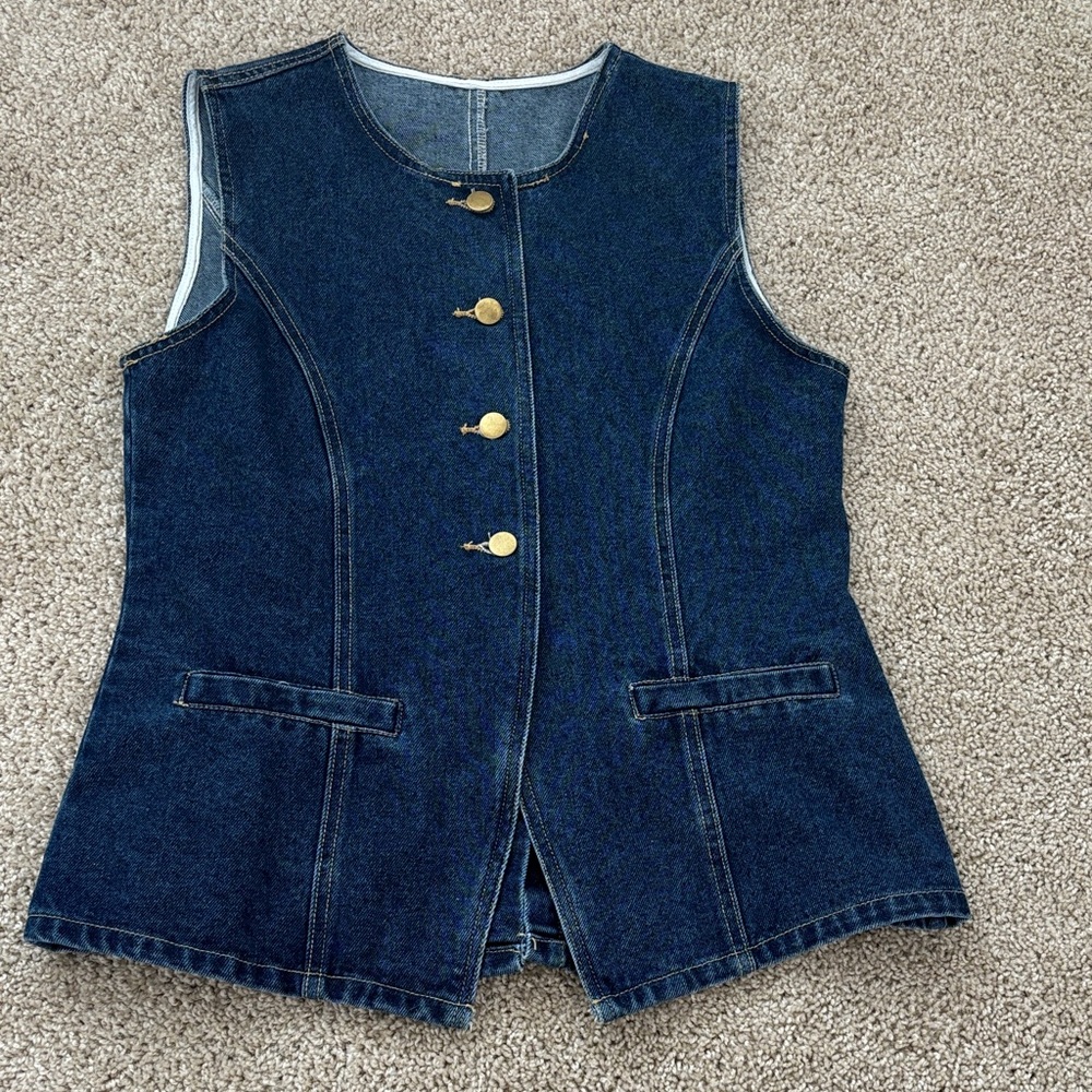 Denim Vest top and Shorts Set - Picture 2 of 6